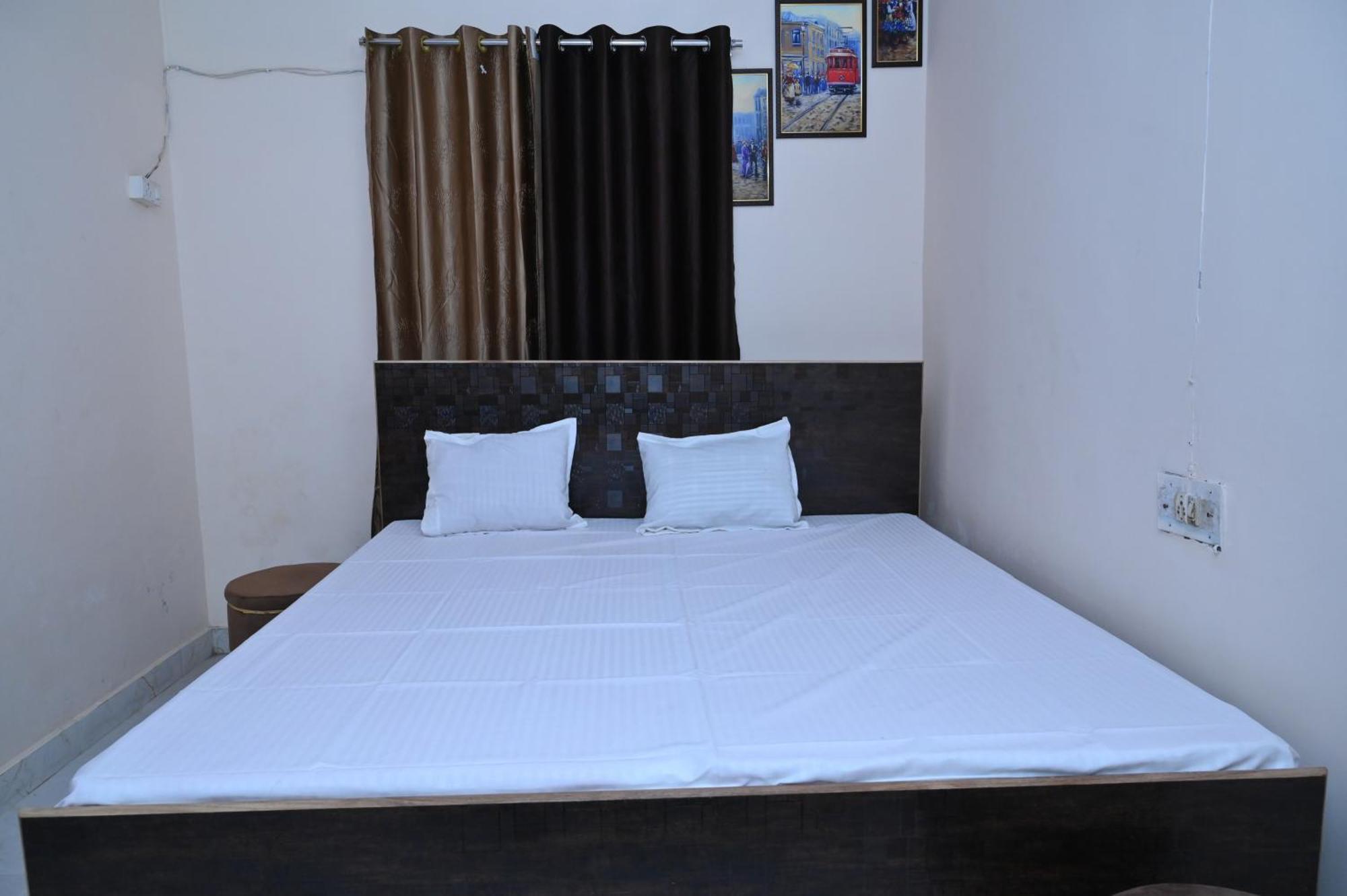 Privyrooms Gorakhpur Εξωτερικό φωτογραφία
